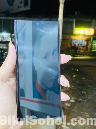 Samsung Galaxy S22 ultra 8/128